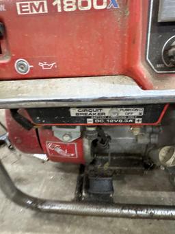 Honda EM 1800 Generator - Has Compression - Didn't get started