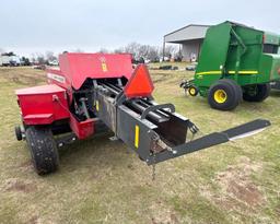 Massey Ferguson 1840 Square Baler - Works - Super Clean - Been Barn Kept