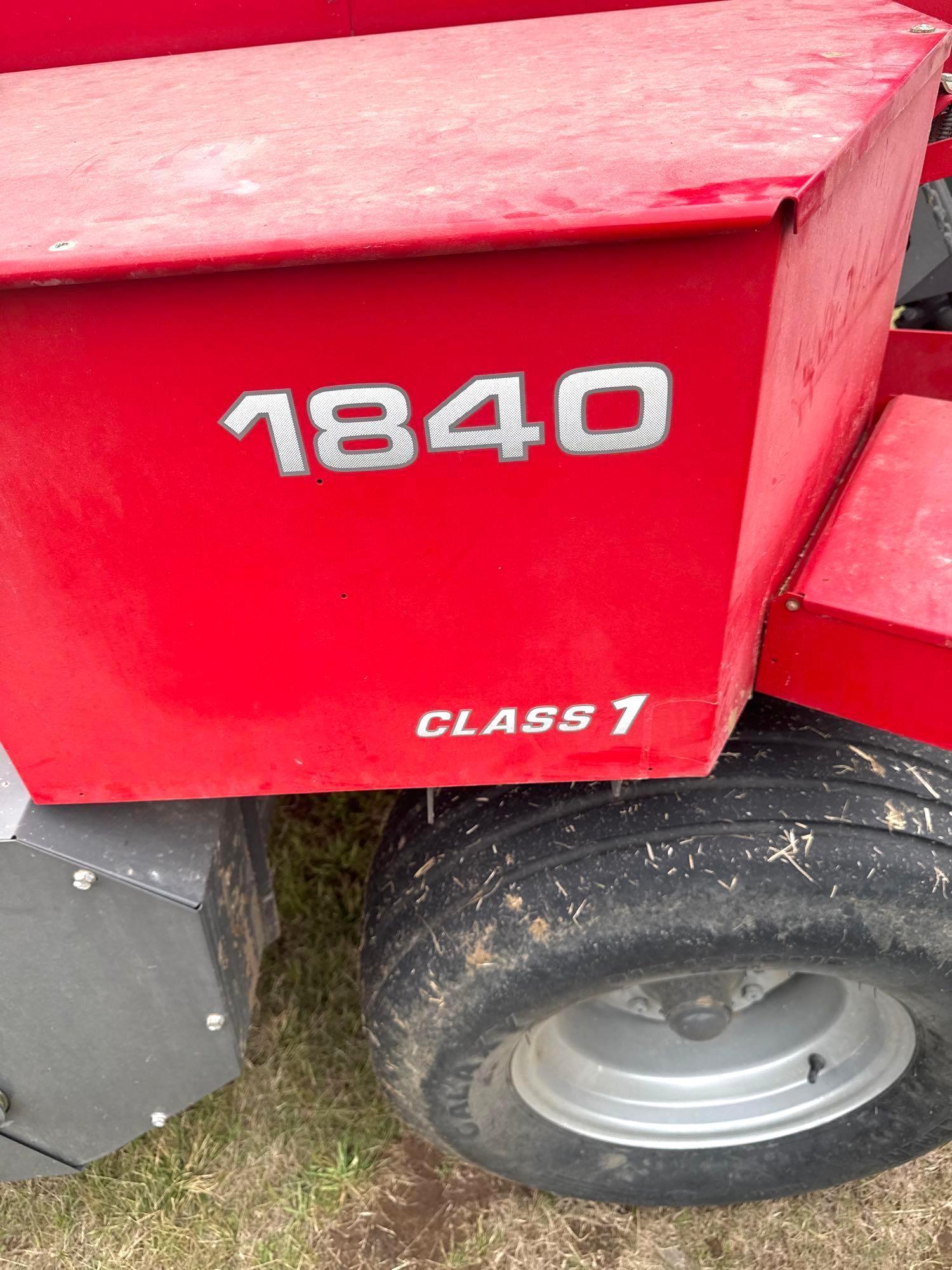Massey Ferguson 1840 Square Baler - Works - Super Clean - Been Barn Kept