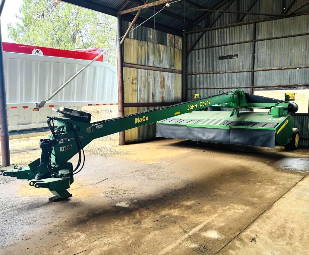 John Deere MoCo 946 Hay Cutter - Runs and Operates - Super Clean - Been Barn Kept