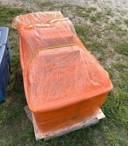 Pallet of Misc. Caterpillar Filters and John Deere Filters