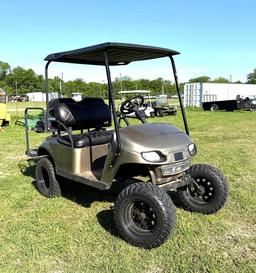 Electric Golf Cart - Runs and Drives - Has Lights, Blinkers, and Horn - Super Nice and Clean