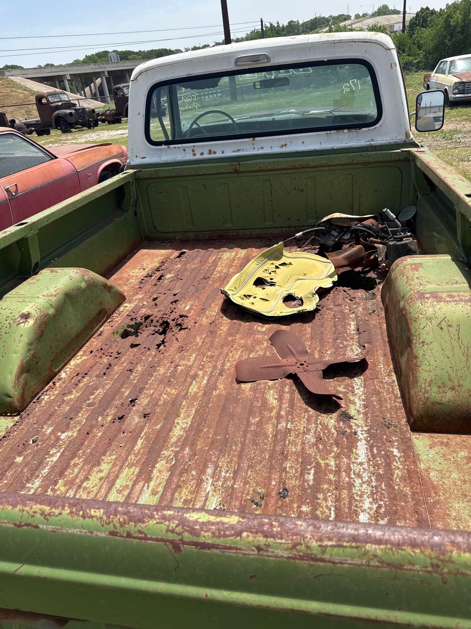1972 Ford Pickup Explore Edition - Comes with Title