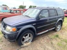 2001 Mitsubishi Montero Sport - Has Motor and Transmission - Comes with Title