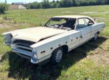 1966 Pontiac Catalina 2 DR HT - Has Motor and Transmission - Comes with Title