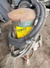 Clemco Sandblaster Model No. 1642 - 300 pound Capacity