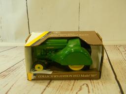 ERTL JOHN DEERE 1953 MODEL 60 ORCHARD TRACTOR