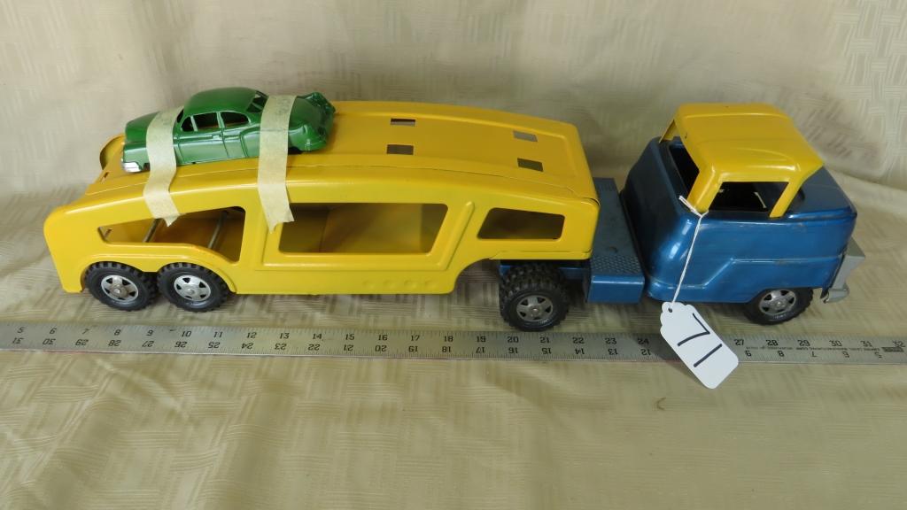 STRUCTO CAR CARRIER WITH 1 CAR