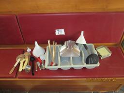 ASSORTED KITCHEN ITEMS