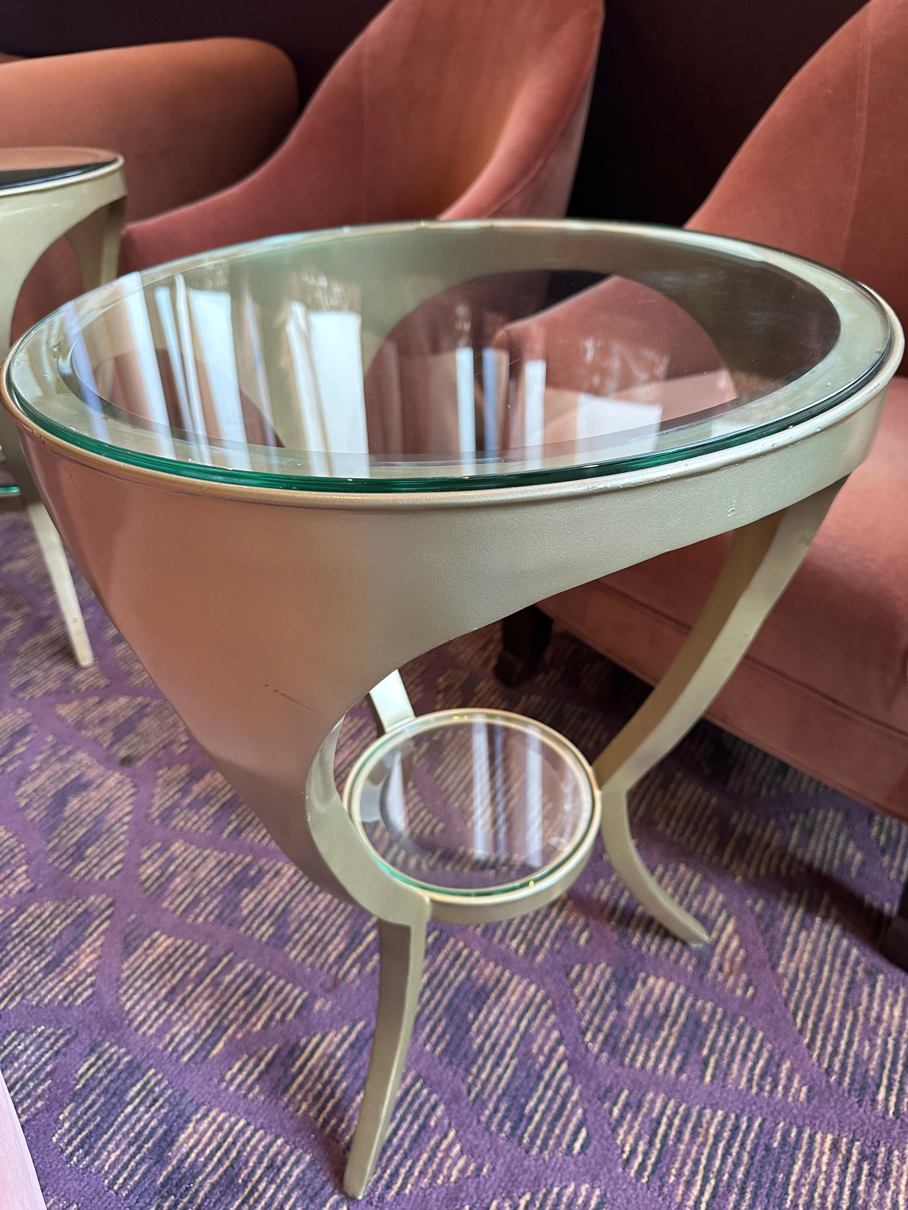 20.25" Round x 27.25"H Gold Frame Glass Top Cocktail Table