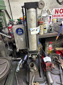Countertop Sand Squeezer