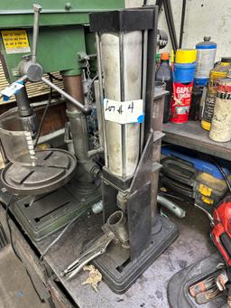 Countertop Sand Squeezer