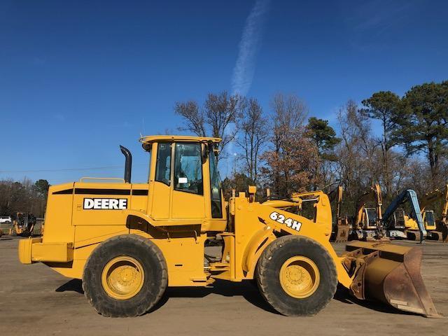 John Deere 624H Wheel Loader