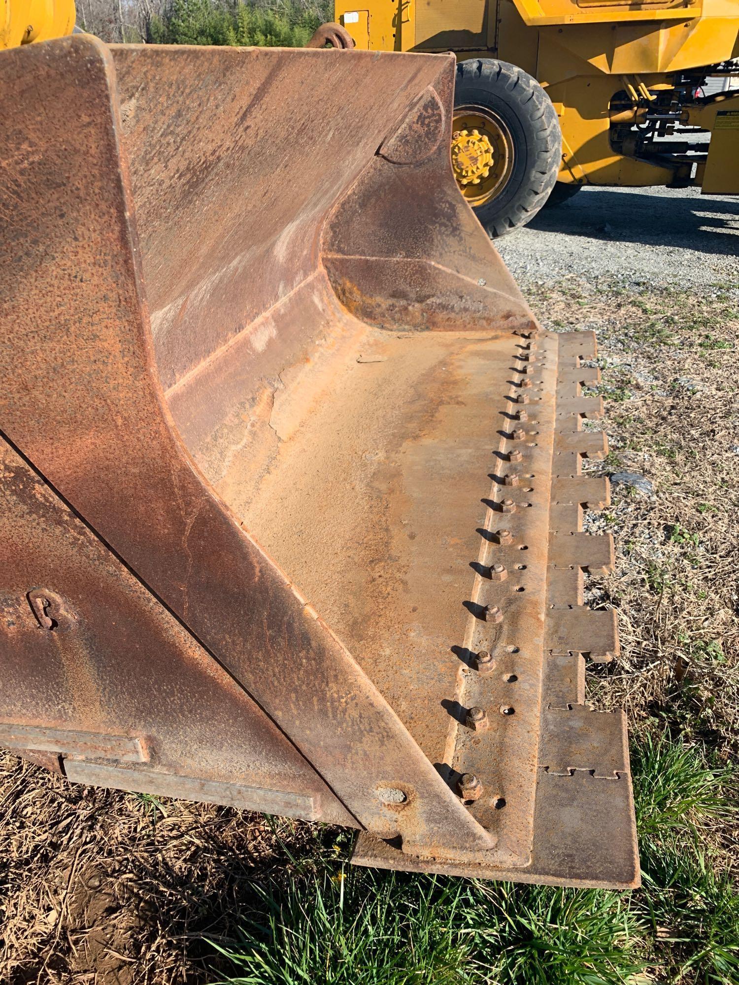 John Deere 624H Wheel Loader