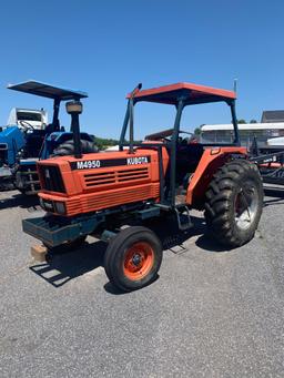 Kubota M4950 Tractor