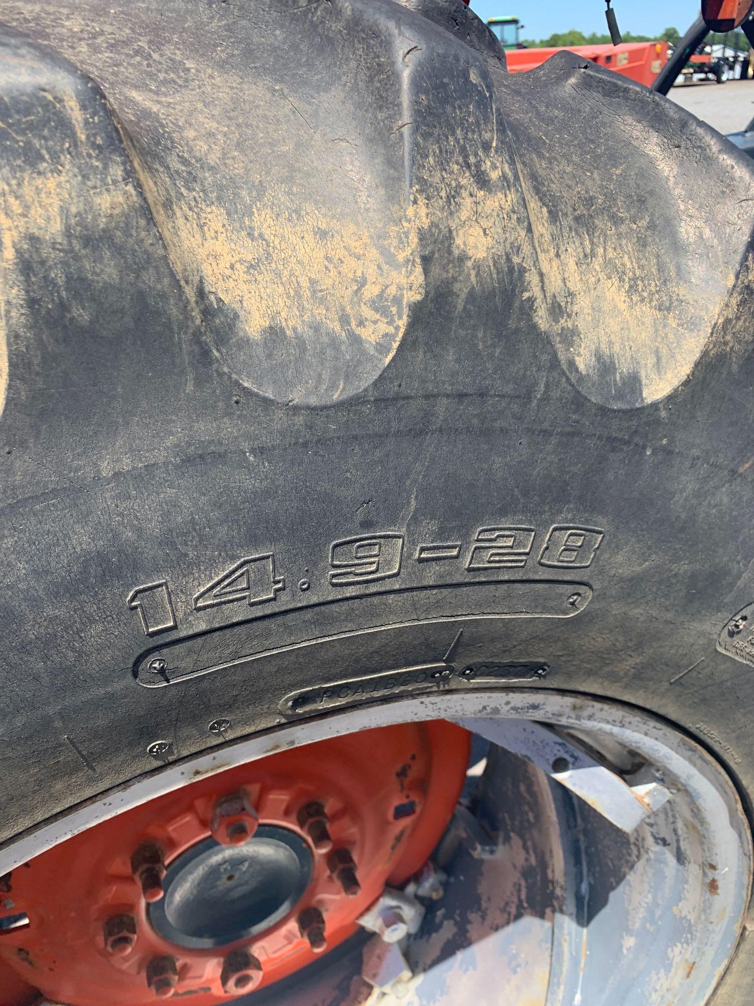 Kubota M4950 Tractor