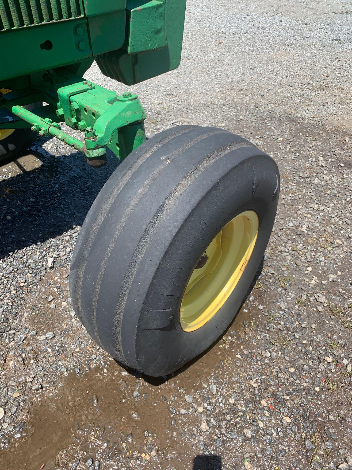 John Deere 4230 2WD Tractor