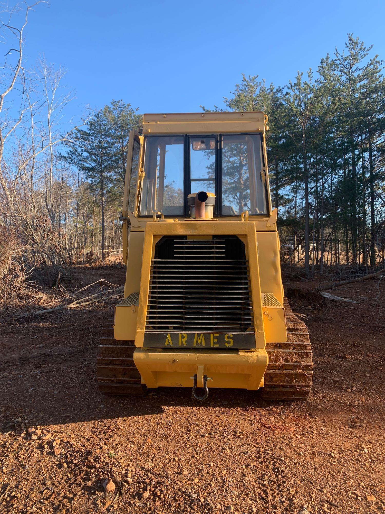 Caterpillar 943 Crawler Loader