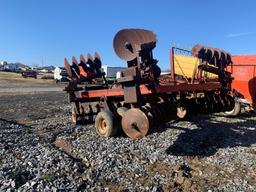 Case IH 485 Disk Harrow