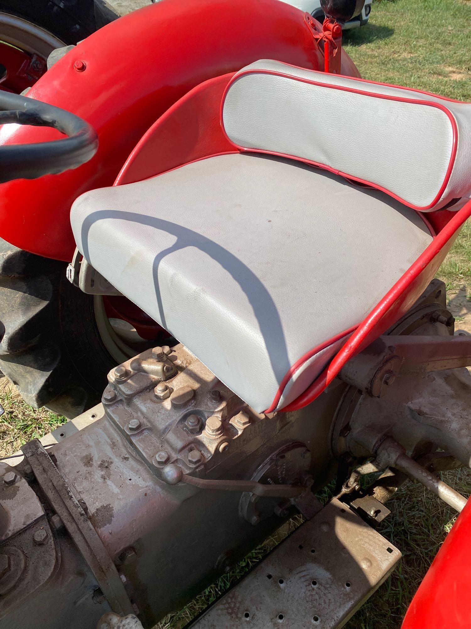 Massey Ferguson 135 Tractor