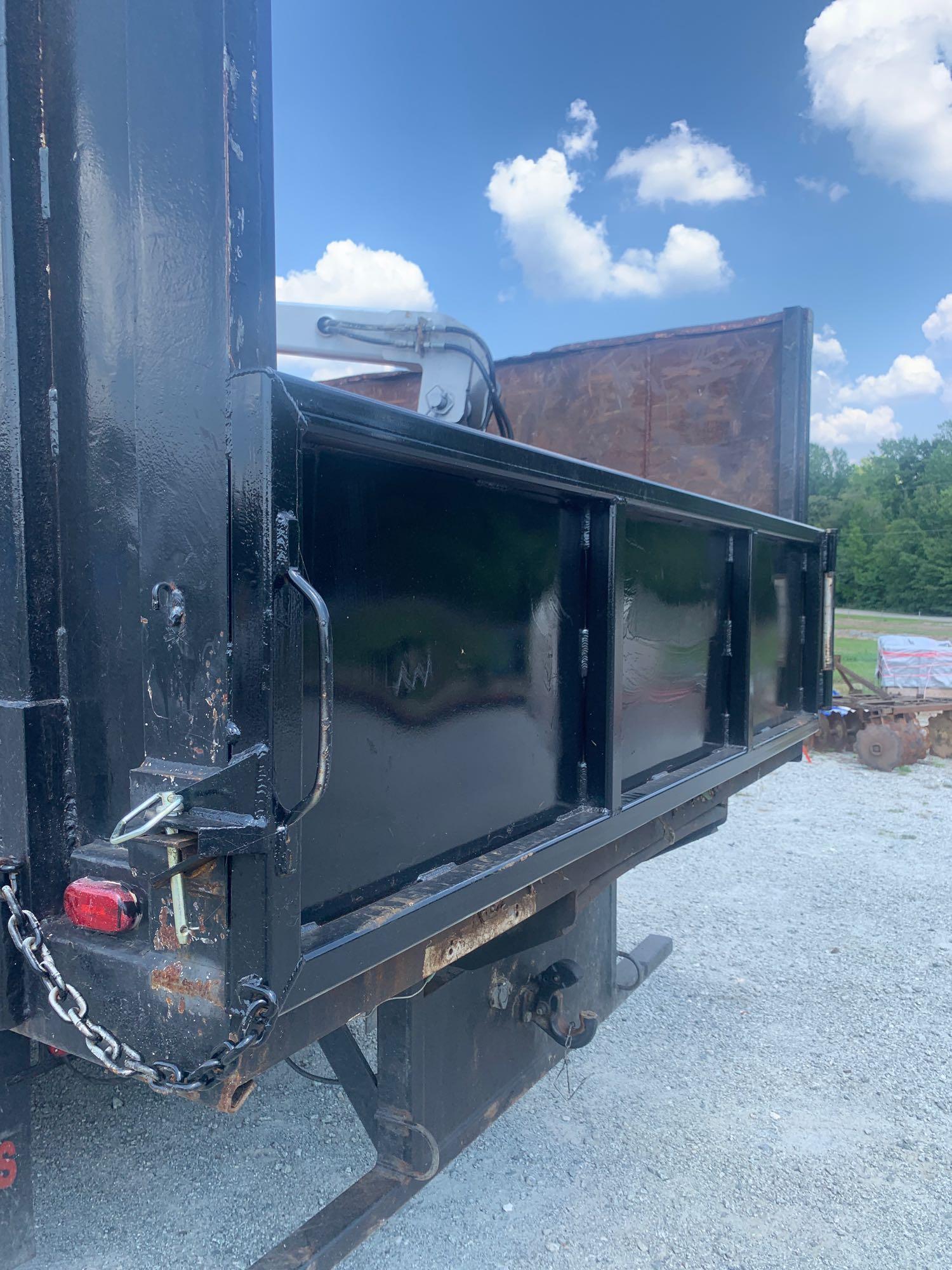 2002 Freightliner FL70 S/A Grapple Dump Truck