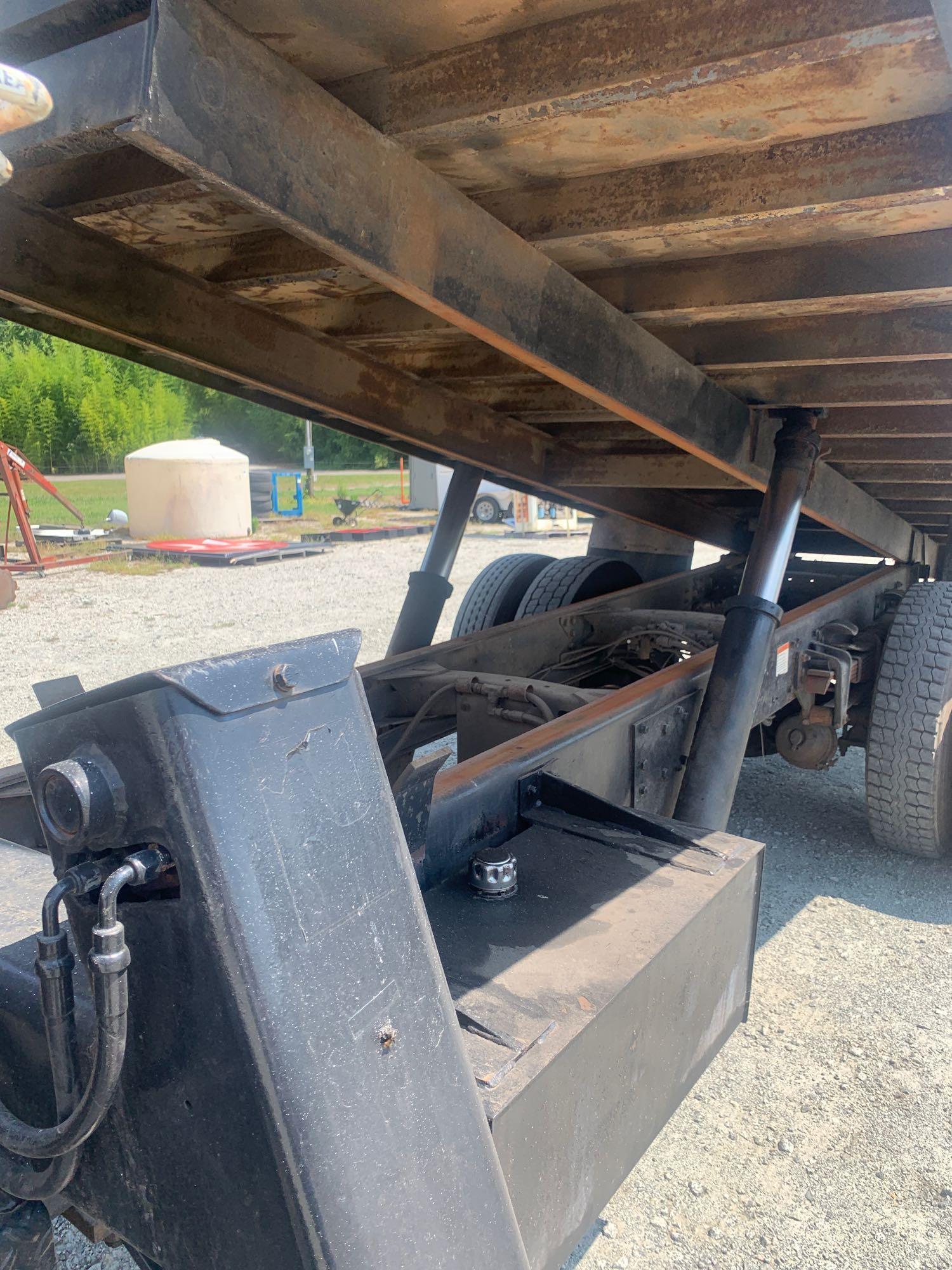 2002 Freightliner FL70 S/A Grapple Dump Truck