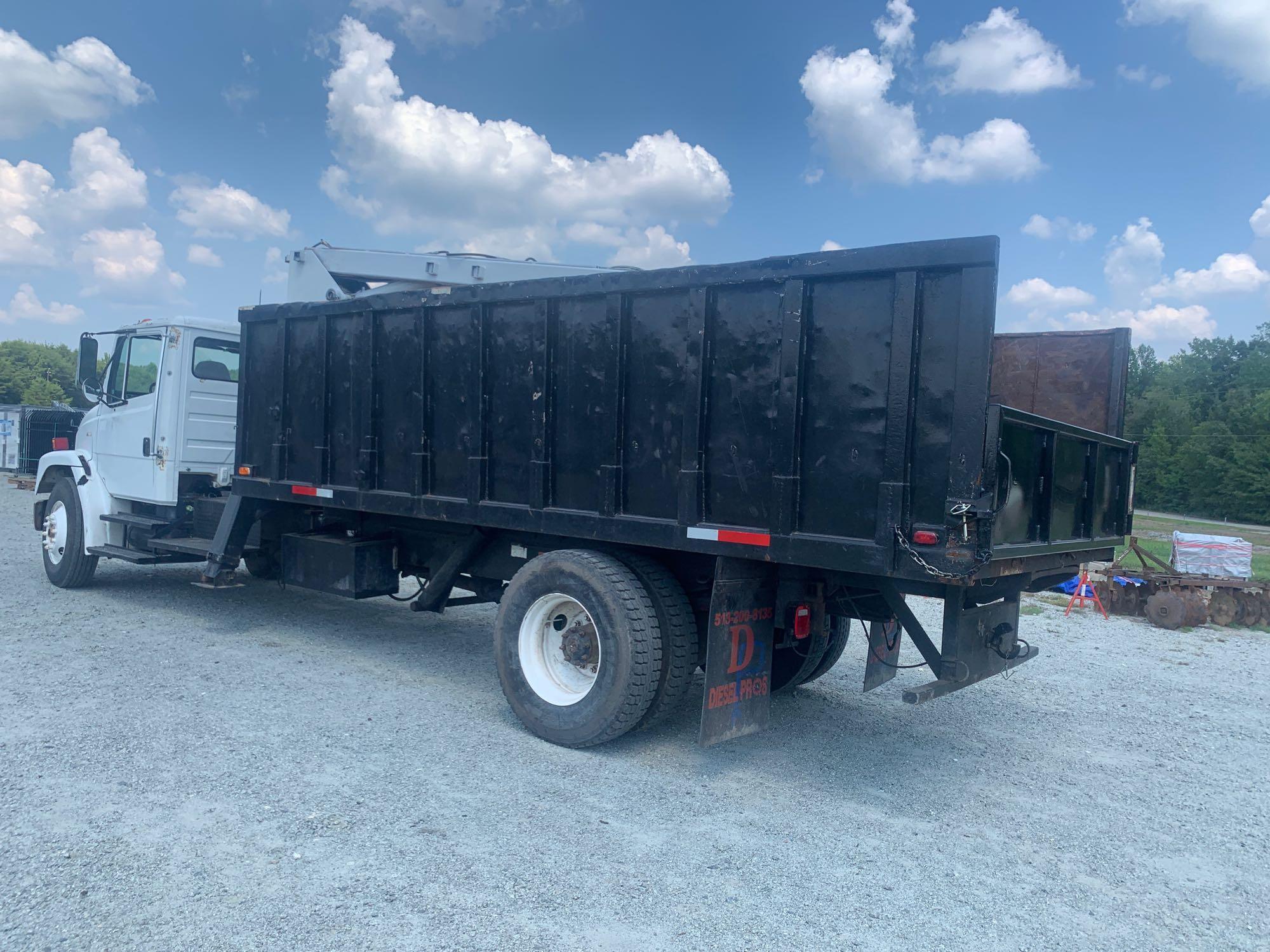 2002 Freightliner FL70 S/A Grapple Dump Truck