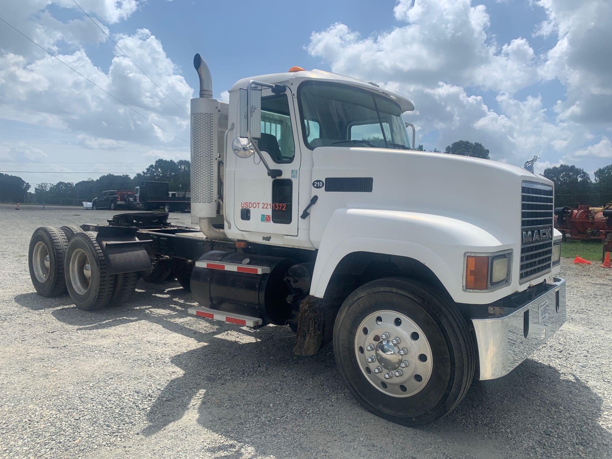 2006 Mack CHN613 T/A Truck Tractor