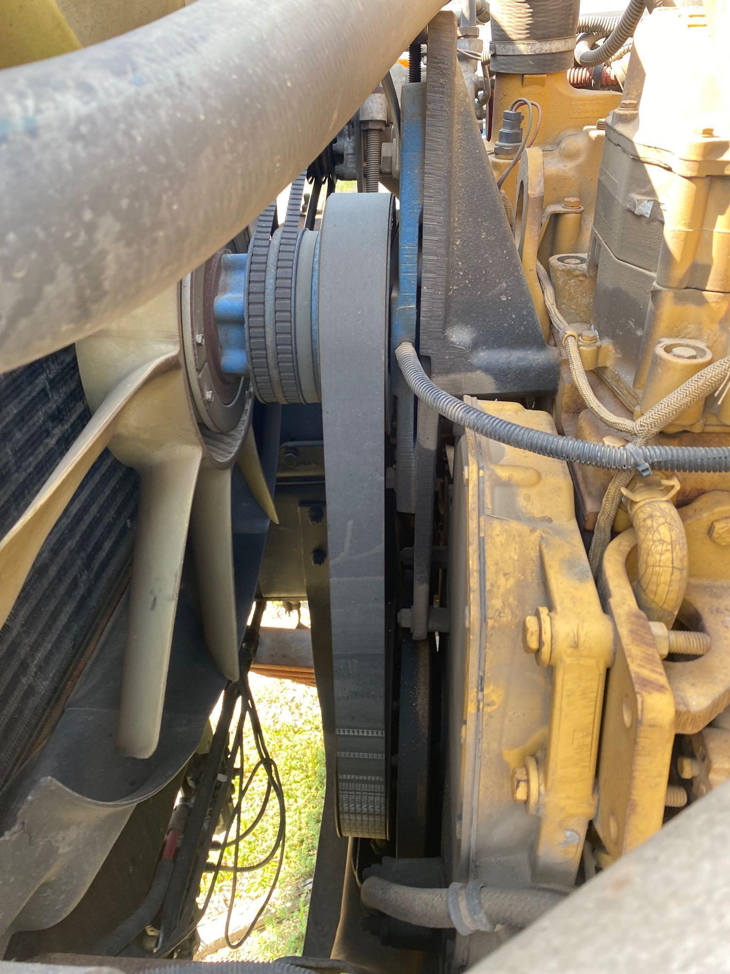 2003 Sterling L9500 T/A Mud Mixer Truck