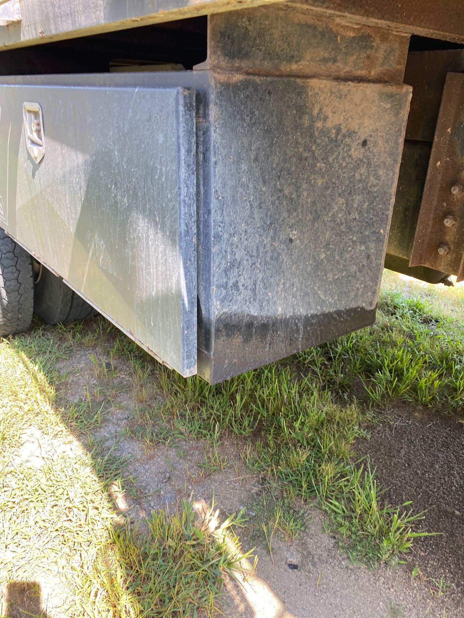 2003 Sterling L9500 T/A Mud Mixer Truck