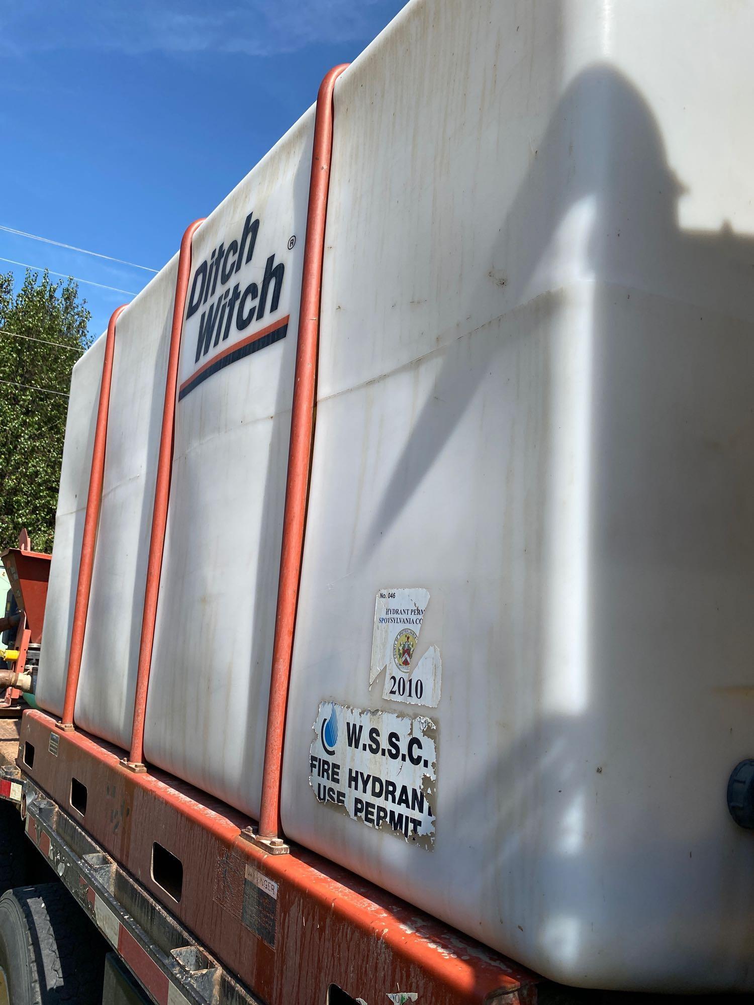2003 Sterling L9500 T/A Mud Mixer Truck