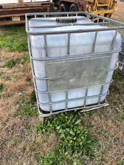 Quantity of 5 Totes