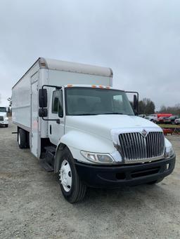 2004 INTERNATIONAL 4300 S/A 25FT BOX TRUCK