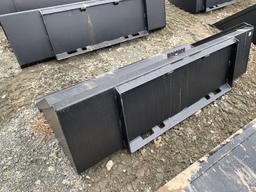 NEW 72IN SKID STEER BUCKET