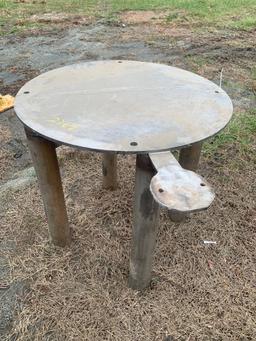 3FT ROUND STEEL WORK TABLE