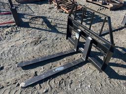 Kivel Unused Skid Steer Pallet Fork Attachment