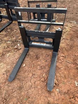 WOLVERINE MINI SKID STEER 2500 POUND FORKS