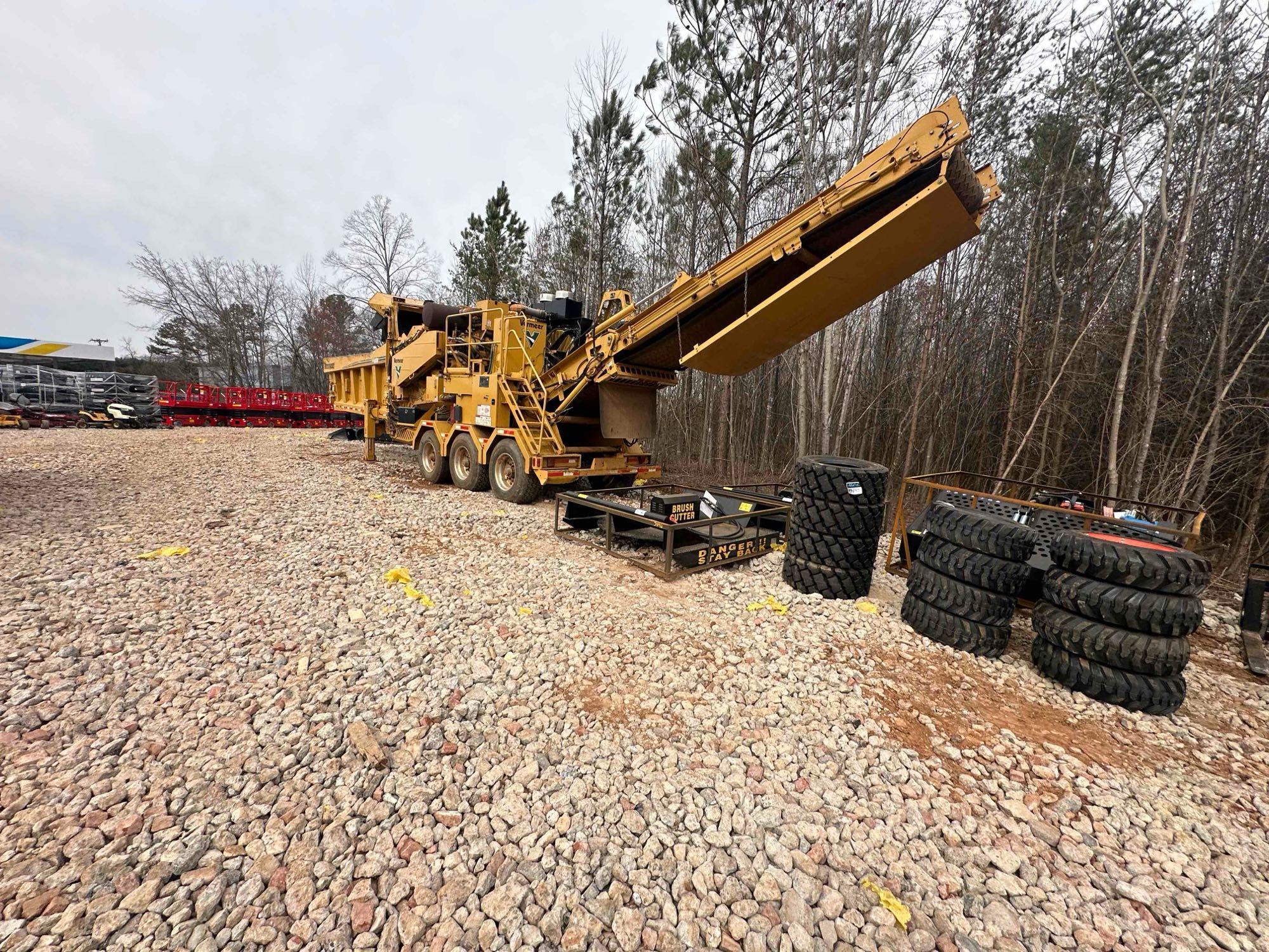 2015 VERMEER HG6000 PORTABLE HORIZONTAL GRINDER