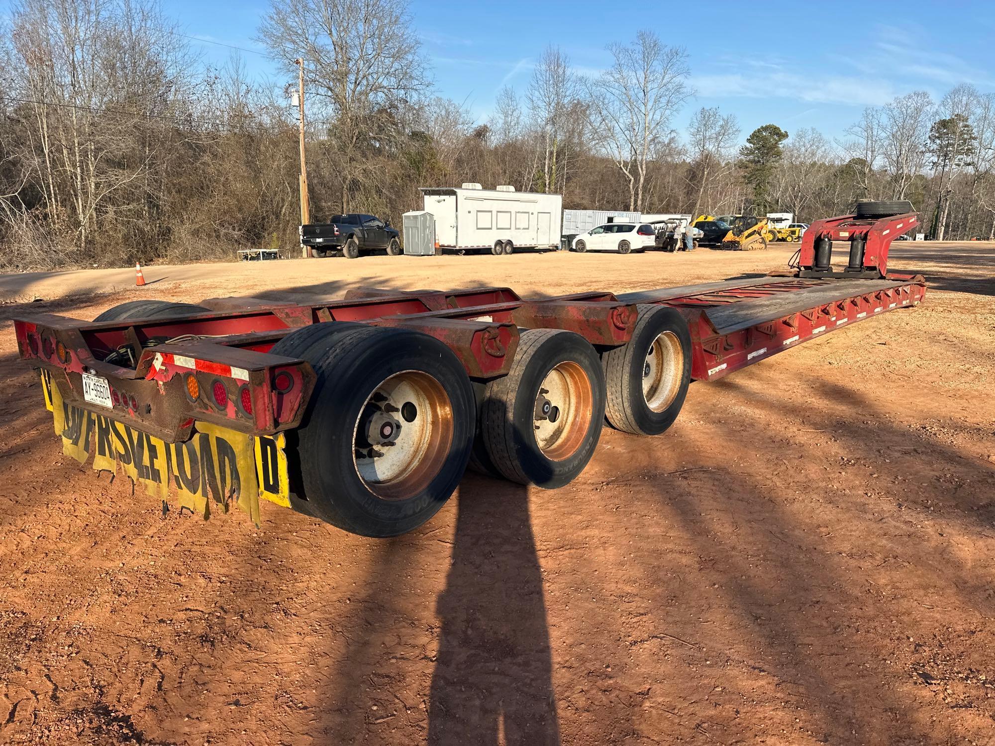 2006 FERREE LTTV-51 50 TON TRI/A LOWBOY TRAILER