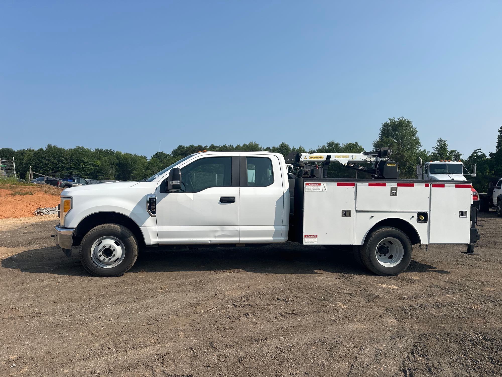 2017 FORD F350 XL EXT CAB MECHANICS TRUCK