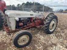 FORD FARM TRACTOR