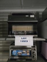 Lot of 2 Countertop Ovens - Aria Air Fry/Roast/Convection & Hamilton Beach 2 in 1 with Top Toaster