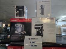 Lot of 2 Espresso Makers and Milk Frothers (KitchenAid / Galanz / Caso)