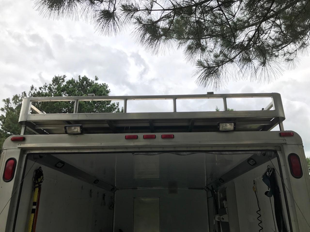 32 FT Sundowner Sunlite Toy Hauler