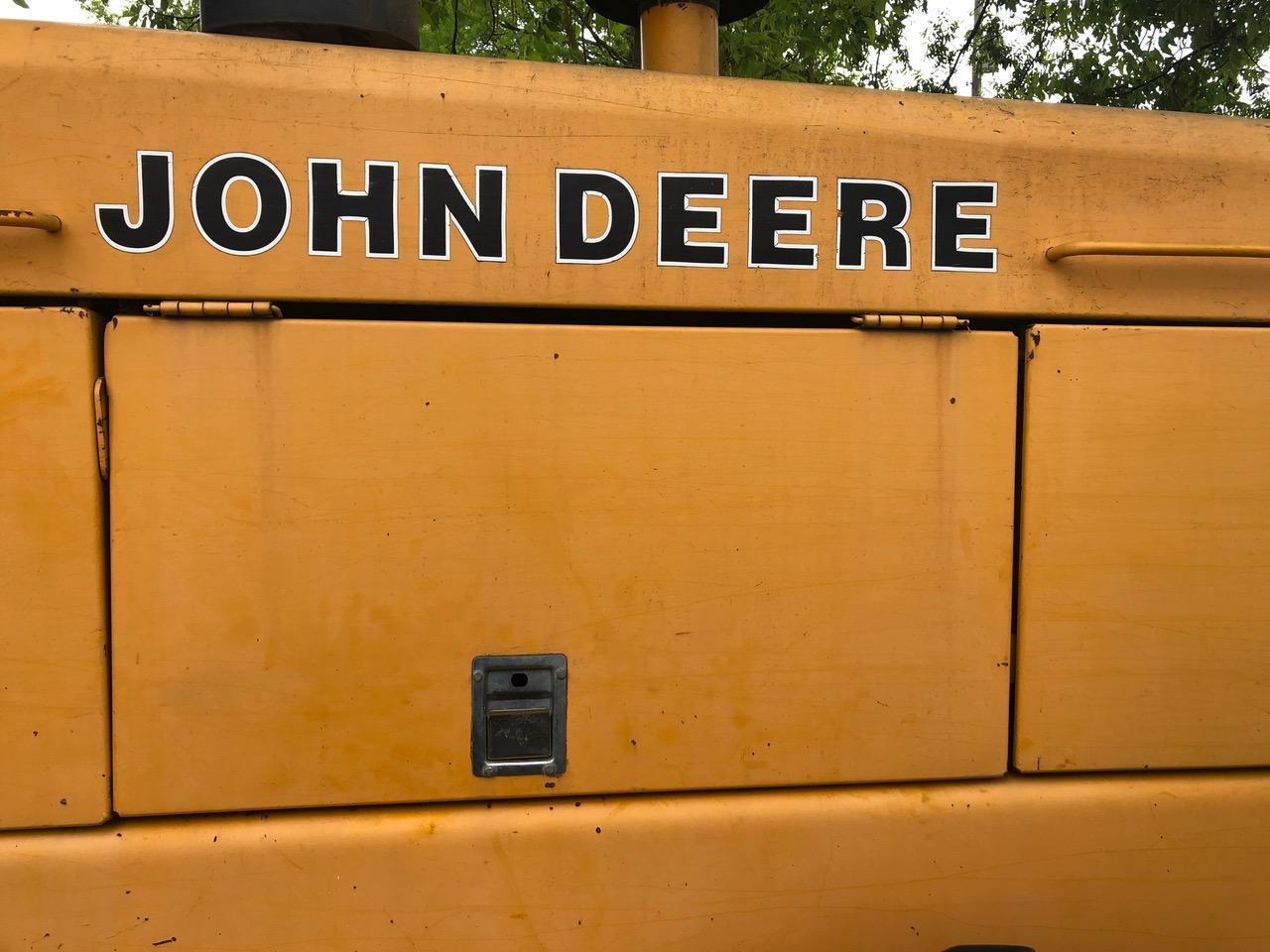 John Deere 770 B Motor Grader