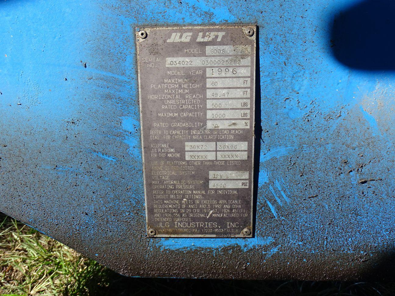 JLG Model 600S Man Lift