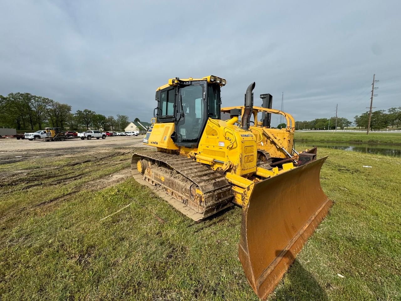KOMATSU D51PX-24 DOZER