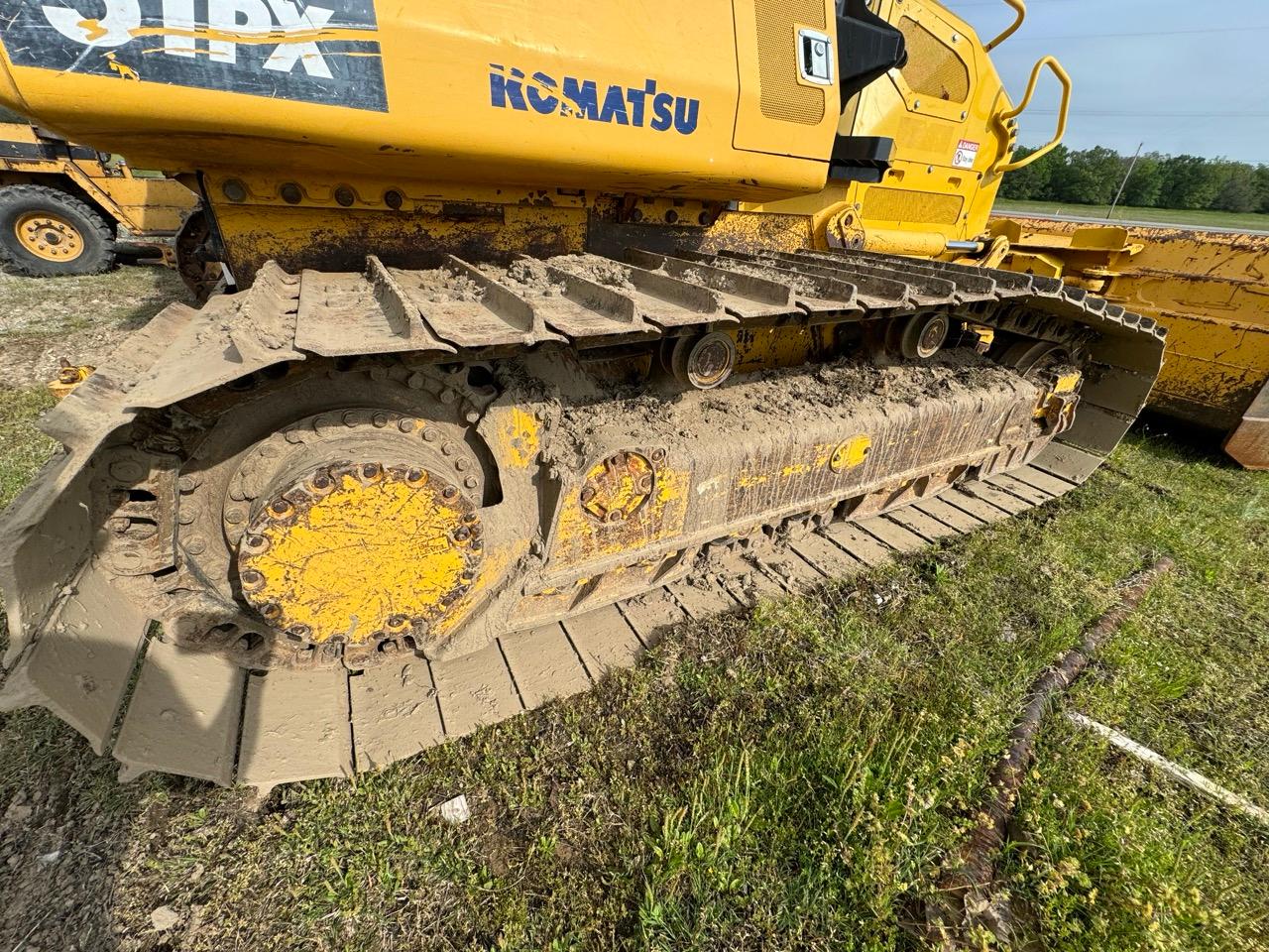 KOMATSU D51PX-24 DOZER