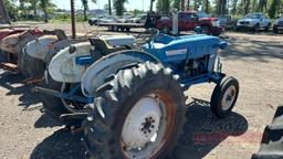 Ford 2000 Tractor