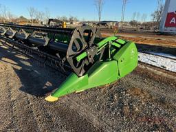 John Deere 635F Platform Head
